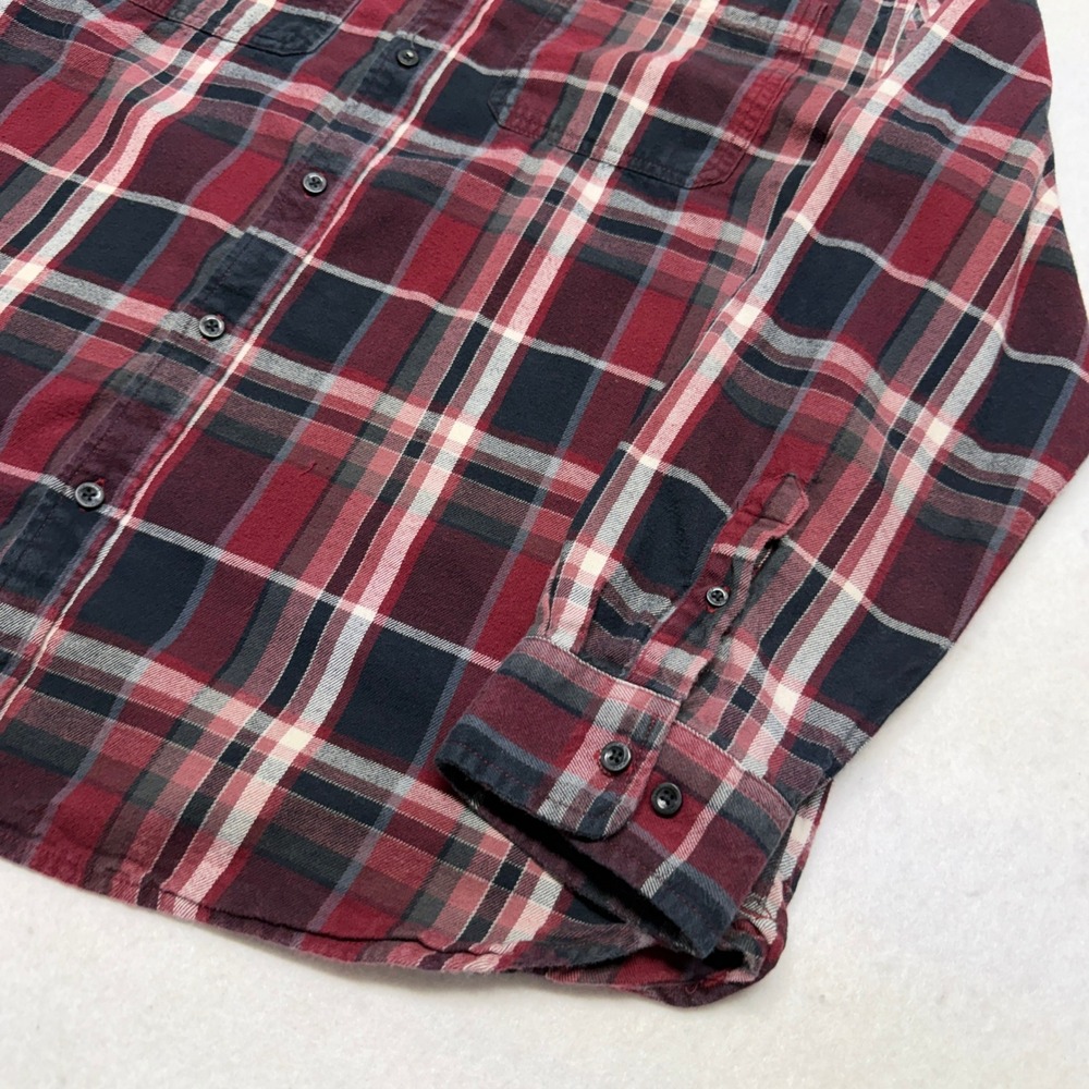 The North Face Plaid Flannel Button Down Shirt Cotton Outdoors Red Black Mens XL - Picture 13 of 16